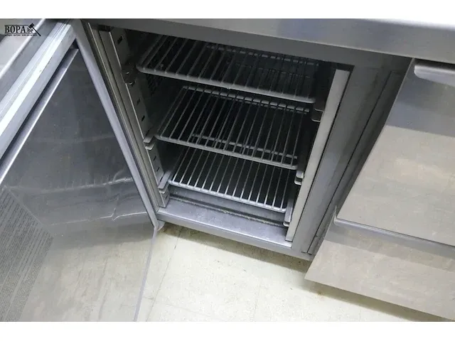 Lot 12 - rvs gekoelde werkbank - afbeelding 4 van  6