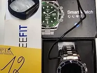 Lot 12 - smartwatches bandeeft en aw12 - afbeelding 1 van  6