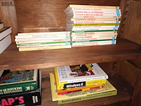 Lot 120 - boeken. 62 stuks - afbeelding 3 van  6
