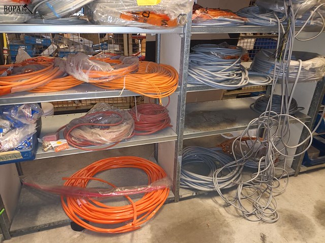 Lot 120 - lot restrollen kabel - afbeelding 2 van  3