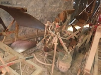 Lot 120 - tractorploeg. 2 stuks - afbeelding 2 van  4