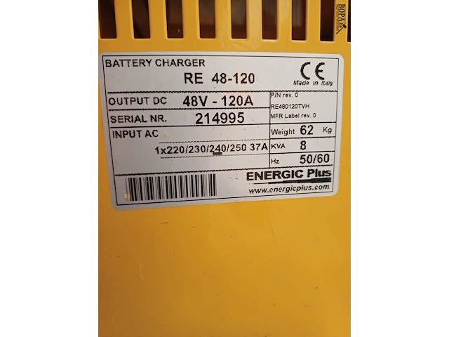Lot 1206 - batterijoplader - afbeelding 4 van  4
