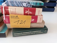 Lot 121 - boeken. 10 stuks - afbeelding 3 van  3