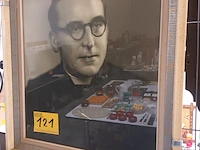 Lot 121 - fotokader - afbeelding 1 van  3