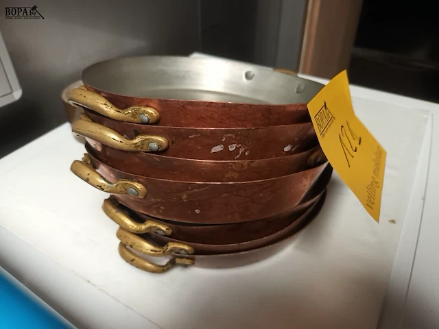 Lot 121 - koperen ovenschaaltjes. 6 stuks - afbeelding 2 van  3