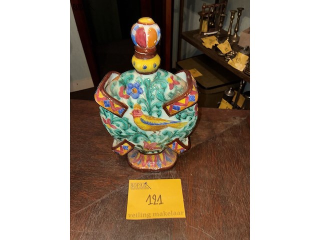 Lot 121 - kruik - afbeelding 1 van  4