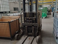 Lot 1211 - heftruck crown - afbeelding 5 van  7