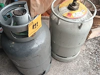 Lot 122 - gasfles. 2 stuks - afbeelding 3 van  3