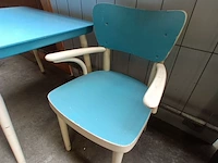 Lot 122 - kindertafeltje en stoeltje - afbeelding 3 van  4