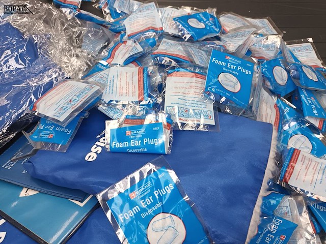 Lot 122 - scharen, oordopjes en parkeerschijven - afbeelding 4 van  4