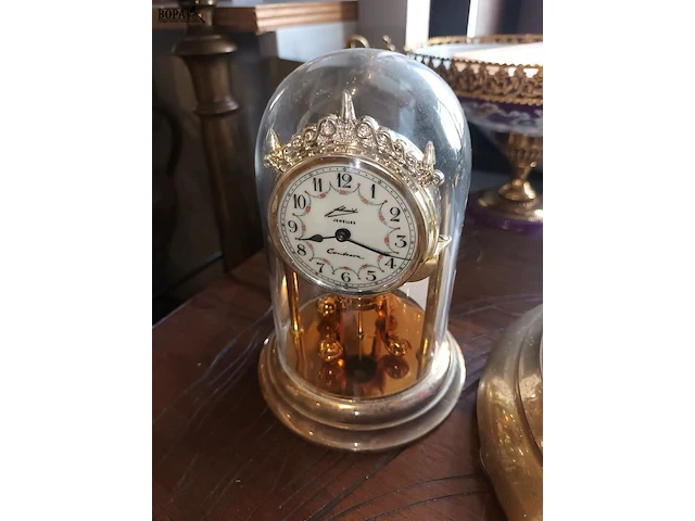 Lot 122 - stolpklok. 2 stuks - afbeelding 2 van  5