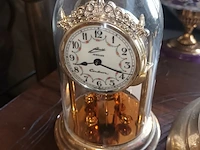 Lot 122 - stolpklok. 2 stuks - afbeelding 2 van  5