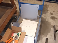 Lot 122 - verhuiskar - afbeelding 1 van  3