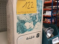 Lot 122 - vleesmolen en accessoires - afbeelding 3 van  3