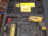Lot 123 - accu schroefmachine dewalt - afbeelding 1 van  4