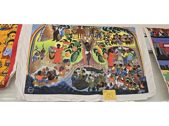 Lot 123 - doeken met kunstwerken, ethiopisch, mensenrechten kwesties e - afbeelding 3 van  4