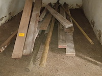 Lot 123 - lot baddens - afbeelding 1 van  2