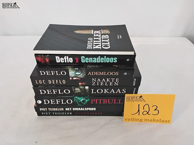 Lot 123 - serie boeken, deflo en teigeler, romans, 8 stuks - afbeelding 1 van  1