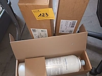 Lot 123 - waterfilter cartridge. 3 stuks - afbeelding 1 van  3