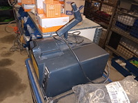 Lot 124 - krimpmachine weidmüller - afbeelding 2 van  3