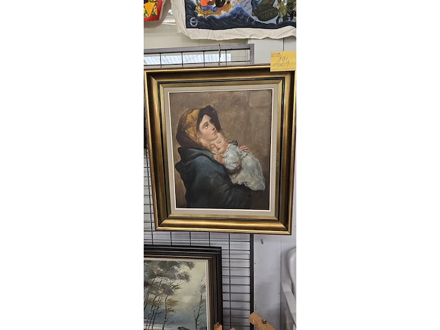 Lot 124 - reproductie van madonnina een schilderij van de italiaanse k - afbeelding 1 van  4