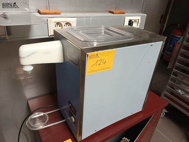 Lot 124 - slagroommachine - afbeelding 1 van  5