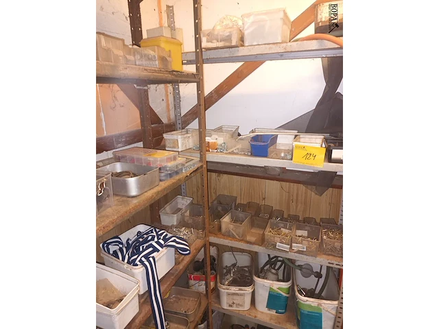 Lot 124 - werkmateriaal - afbeelding 1 van  5