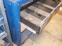Lot 125 - blauwe materiaalkar - afbeelding 2 van  4
