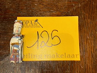 Lot 125 - chinees tranendoosje - afbeelding 1 van  3