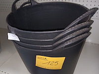 Lot 125 - mortelkuip. 16 stuks - afbeelding 2 van  5