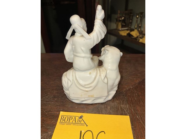 Lot 126 - chinees beeld - afbeelding 3 van  4