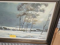 Lot 126 - groot schilderij met winterlandschap getekend 'sonia' - afbeelding 4 van  5