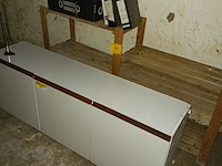 Lot 126 - hangkast, rek en mappen - afbeelding 1 van  1