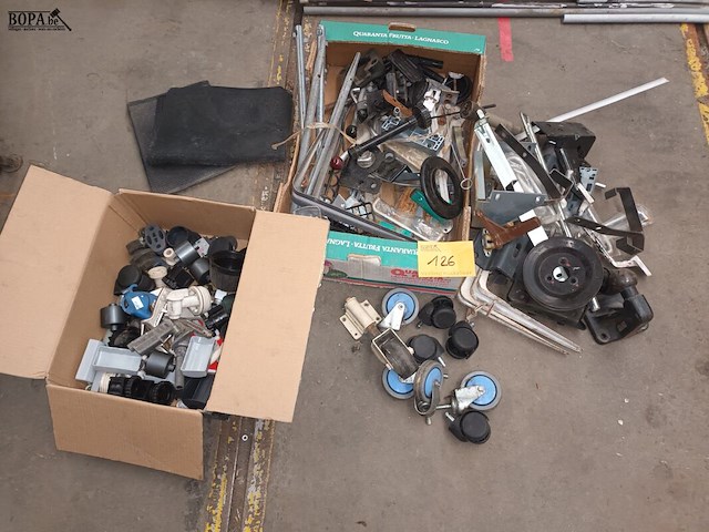 Lot 126 - lot diversen - afbeelding 1 van  6