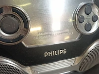 Lot 127 - draagbare radio philips - afbeelding 2 van  4