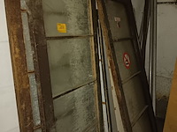 Lot 127 - garagepoort - afbeelding 1 van  2