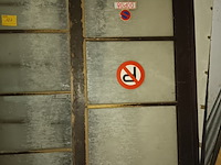 Lot 127 - garagepoort - afbeelding 2 van  2