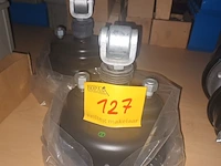 Lot 127 - remcilinder bpw. 2 stuks - afbeelding 1 van  3