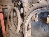 Lot 127 - tractorwiel. 2 stuks - afbeelding 2 van  3