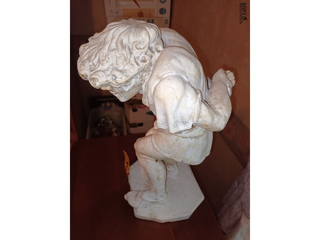 Lot 128 - beeld in gips - afbeelding 4 van  4