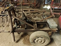 Lot 128 - kar met waterpomp - afbeelding 3 van  3