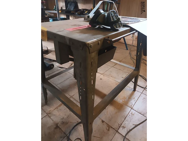 Lot 128 - tafelzaagmachine en zaagblad - afbeelding 2 van  5