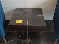 Lot 128 - zetels met tafeltje - afbeelding 2 van  5
