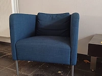 Lot 128 - zetels met tafeltje - afbeelding 4 van  5