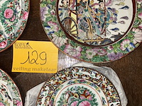 Lot 129 - chinese sierborden, 4 stuks - afbeelding 3 van  4