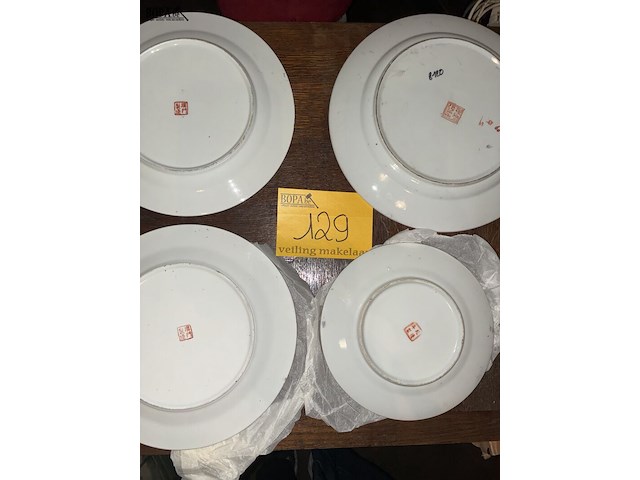 Lot 129 - chinese sierborden, 4 stuks - afbeelding 4 van  4