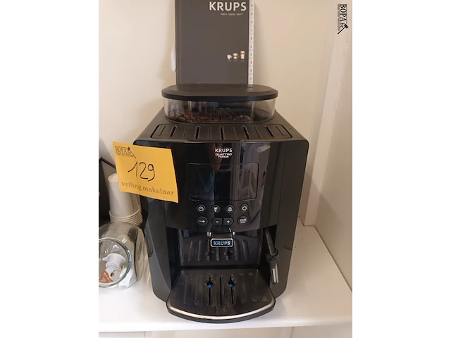 Lot 129 - espressomachine en toebehoren - afbeelding 2 van  5