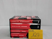 Lot 129 - serie boeken, diverse auteurs, romans, 4 stuks - afbeelding 1 van  1