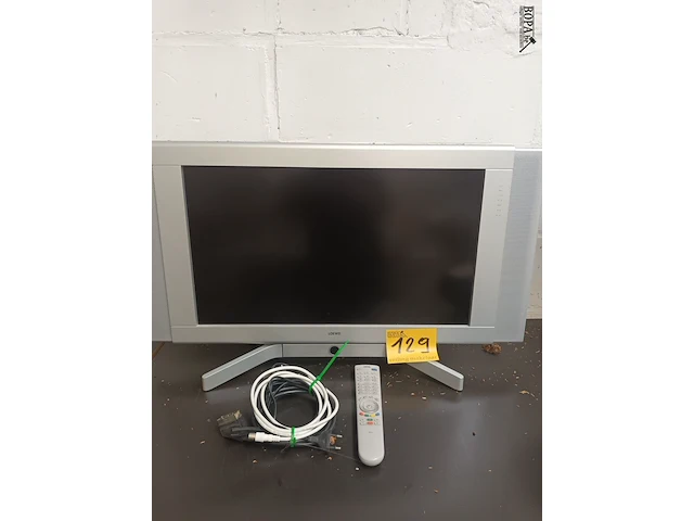 Lot 129 - tv loewe - afbeelding 1 van  4