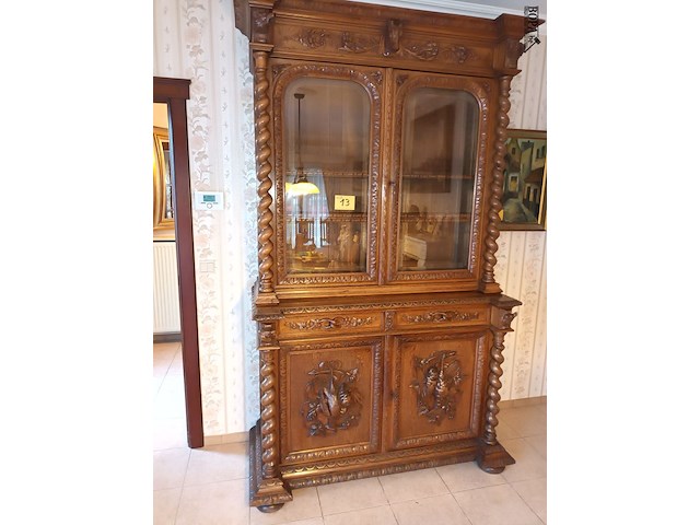 Lot 13 - antieke franse jachtkast - afbeelding 1 van  6